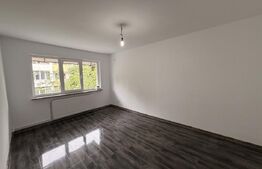 Apartament 2 camere decomandate, renovat recent, 60,50 mp total, Zonă Central