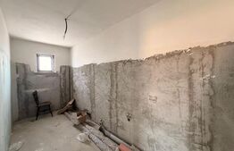 Triplex nou, 107.40 mp, teren 306 mp, zona Calea Severinului - Ambasador