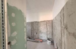 Triplex nou, 107.40 mp, teren 306 mp, zona Calea Severinului - Ambasador