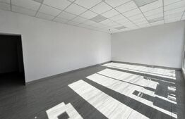 Spațiu comercial, 86 mp utili, vitrină stradală, 2 intrări,  Amaradia