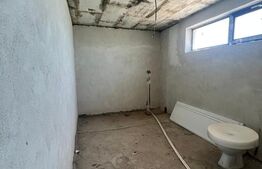 Casa P+1+Pod, 254 mp, 500 mp teren, zona lac Ghercesti - Aeroport Craiova