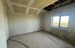 Casa P+1+Pod, 254 mp, 500 mp teren, zona lac Ghercesti - Aeroport Craiova