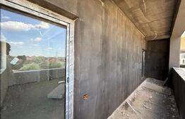 Apartament 3 camere, doua bai, 90 mp, et 2, loc de parcare, Damila 