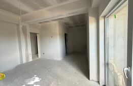 Apartament 3 camere, doua bai, 90 mp, et 2, loc de parcare, Damila 