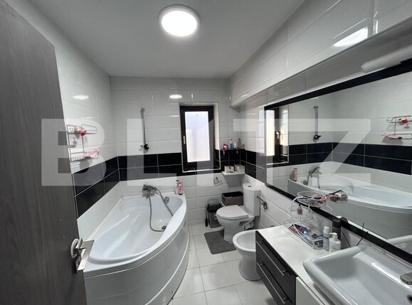 Casa de închiriat 4 camere Exterior Est - 196795CI | BLITZ Craiova | Poza17