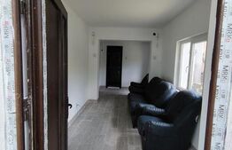 Vanzare casa LEU cu 2000mp teren