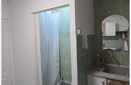 Camera de camin cu baie, 21.49 mp, complet utilata, zona Lapus