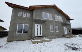 Casa duplex la rosu C1+C2, 302 mp utili, 500 mp teren 