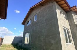 Casa duplex la rosu C1+C2, 302 mp utili, 500 mp teren 