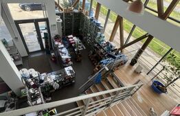 Spațiu comercial 564 mp + hală 274 mp | Teren 1.839 mp | zona Aeroport