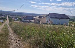 Teren intravilan, 1075 mp, Simnicul de Sus, Floresti