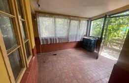 Casa parter, cu 4 camere, 140 mp, teren 1000 mp, zona Simnicul de Jos