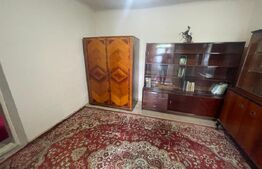 Casa parter, cu 4 camere, 140 mp, teren 1000 mp, zona Simnicul de Jos