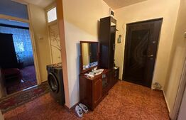 Apartamnet 3 camere decomandat, zona Liceul Bibescu