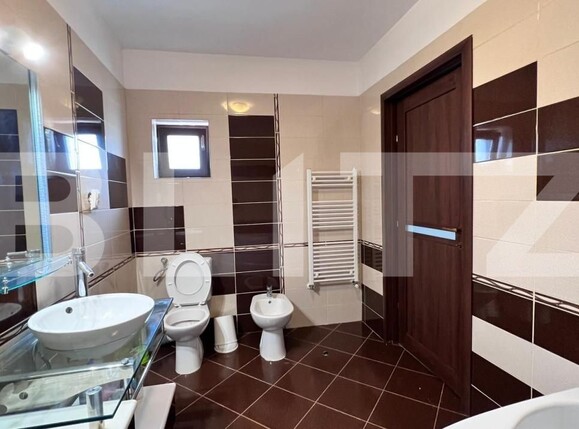 Casa de închiriat 5 camere Exterior Est - 198860CI | BLITZ Craiova | Poza12