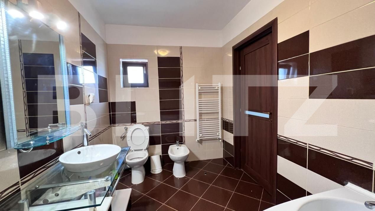 Casa de închiriat 5 camere Exterior Est - 198860CI | BLITZ Craiova | Poza12