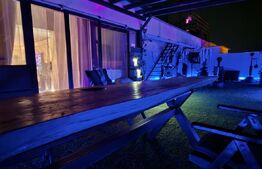Penthouse premium 250 mp cu terasă și teren de fotbal privat Zona Romanescu