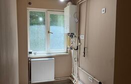 Apartament 3 camere, 49 mp, renovat recent centrala proprie, zona Craiovita Noua