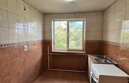 Apartament 3 camere, decomandat, 57 mp, zona Nicolae Titulescu 