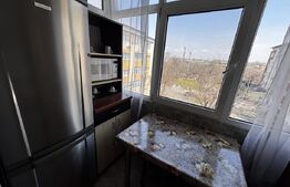 Apartament 2 camere, 48 mp, etaj 3, AC, zona Unitatea Militara Cornitoiu