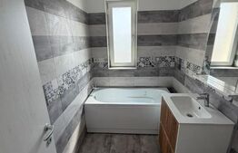 Apartament 3 camere, 69 mp, ansamblu rezidential, zona Cornitoiu