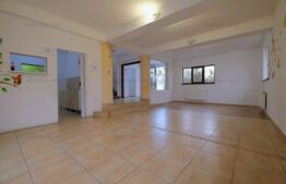 Casă P + E + M parte din duplex, 227 mp utili, 571 mp teren, zona Snagov