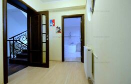 Casă P + E + M parte din duplex, 227 mp utili, 571 mp teren, zona Snagov