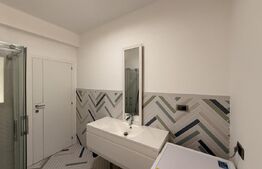 Apartament 4 camere, 112.05 mp, 2 niveluri, curte, loc de parcare, Ultracentral