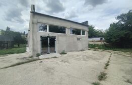 Hală 300 mp, 200 mp teren betonat, zona industrială Podari