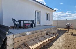 Casa 76 mp, teren 276 mp, zona Selgros