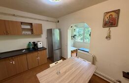 Apartament 3 camere decomandat, etaj 3, Rovine, zona Posta din Rovine