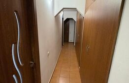 Apartament 3 camere decomandat, etaj 3, Rovine, zona Posta din Rovine