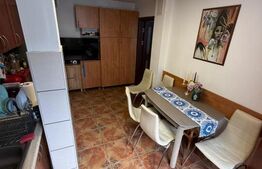 Apartament de vanzare, semidecomandat, 3 camere, et 1, Brazda