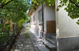 CASA SPATIOASA CU TEREN 1300MP, ANEXA LOCUIBILA+GARAJ BALS OLT