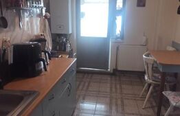 Apartament 3 camere decomandat, Cartier Sărari, zona Spaniei