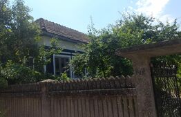 Casă renovată de vânzare în Sat Urzica Mare, aproape de Primărie