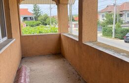 Casa de vanzare, utilata, suprafață 130 mp, P+1 , Teren 250 mp