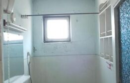 Apartament 4 camere, decomandat, Bals