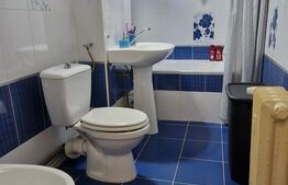 Apartament 3 camere, 67 mp, etaj 1/4, zona Rovine