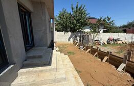 Casa parter, 65 mp utili, 220 mp teren, zona Damila