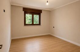 Apartament 3 camere, 2 băi, decomandat, 80 mp, zona Brazda lui Novac, Simplon