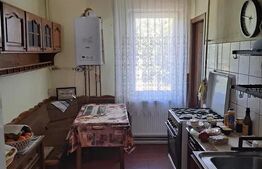 Apartament 3 camere decomandat 70mp, Rovine