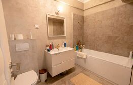 Apartament 3 camere decomandat 68 mp Rovine