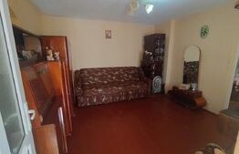 Casă Fratostita 5 camere , 1100 mp curte, deschidere 14,6 m