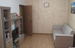 Vand apartament Craiovita Nouă
