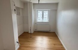 Apartament 3 camere, 76.50 mp, zona Centrala
