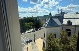 Garsonieră decomandată, 30 mp, zona Ultracentrală - Primărie