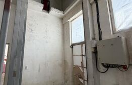 Spațiu comercial, 550 mp, zona Craiovita Noua