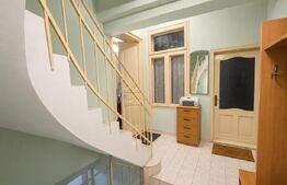 Casa de inchiriat, D+P+M, 190 mp, zonă Ultracentrală!