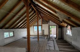 Casă P+M, 140 mp, teren 559 mp, zona Romanesti